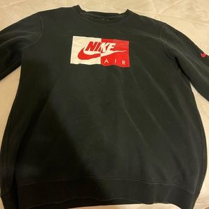 Men’s Nike sweatshirt large